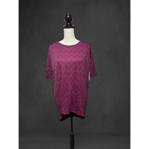 NWT LulaRoe Irma XXS Ostrich Feather Print Women’s Short Sleeve Shirt - Picture 1 of 3